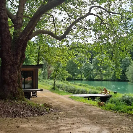 Шале House Trailer Ceaux-en-Couhe